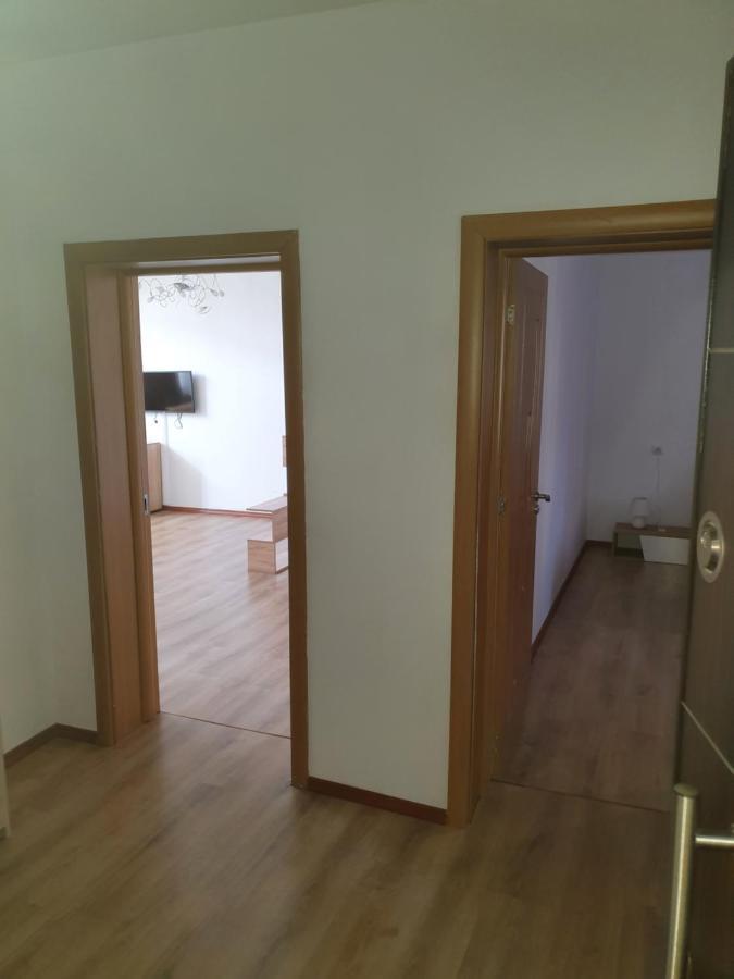 The Center Apartments Comfort Sandanski Zewnętrze zdjęcie